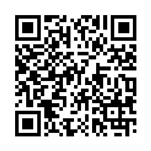 远处小山坡上埋伏的两个狙击手微微一怔二维码生成