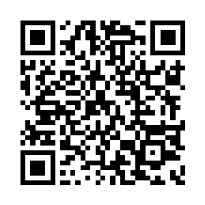 远处的一些中型大型商行的古堡逐渐恢复生机二维码生成