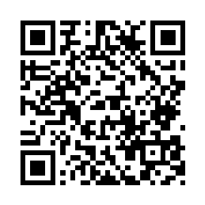 远处的东润这个时候也开始慢慢的站了起来二维码生成