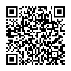 远处的山德鲁就感觉到四周的原力开始疯狂地黑夜女神汇聚过去二维码生成