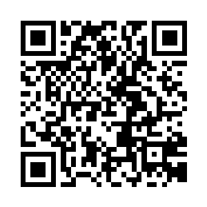 远处的陆冠自然也在关注着这边的战斗二维码生成