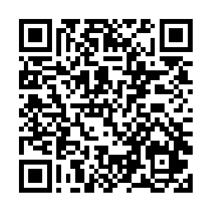 远没有当初叶楚看虹漫天那么轻易的将天凤钗给解开二维码生成