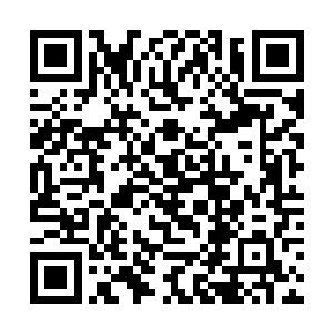 连他自己都不知道这股怒意和不快是从什么地方来的二维码生成