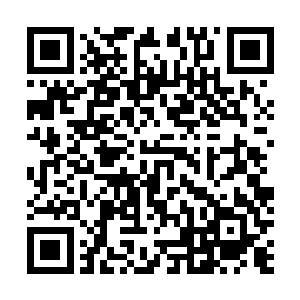 连县政府的办公室主任都亲自跑到双峰镇来找他好几次了二维码生成