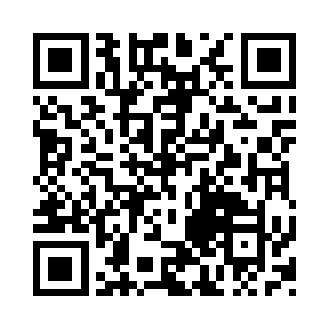 连带着那个青年的嘴角也泛起了一丝冷笑二维码生成