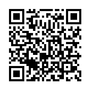 连忙拿着手中的盖上大印的纸张钻进了暗门二维码生成