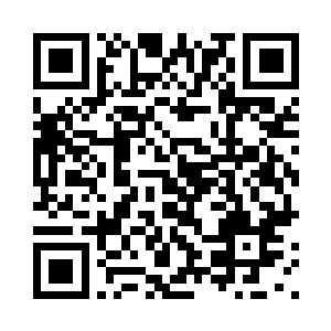 连忙拿起黄盖刚才丢在一边的袍子二维码生成