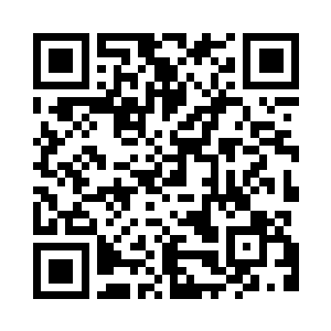 连来厨房帮闲的两个厨娘也没放过二维码生成