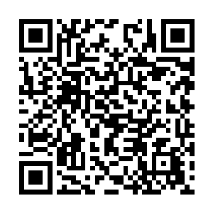 连派人上街搜索任何有可能的蛛丝马迹也成了日常二维码生成