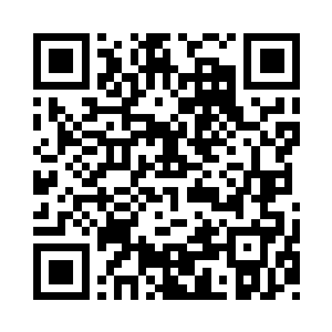 连留在航母指挥使内的罗将军看见这一幕二维码生成