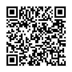 连脚步声恐怕都是对方走到近边后故意发出来的二维码生成