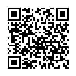 迟缓了一下才慢慢的回到盔甲兵的身上二维码生成