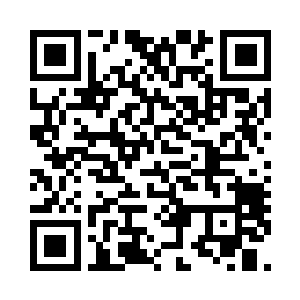 追击的k先生等人锐做出了投掷的动作二维码生成