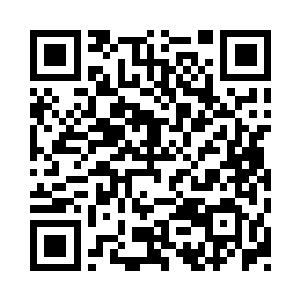 追在后面的白嬷嬷差点撞到南宫夫人身上二维码生成