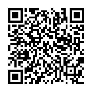 送他们离开后这才带着剩下的两人朝后面侦查过去二维码生成