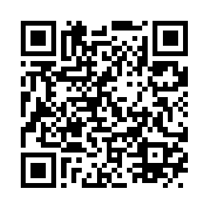 透着一丝刚出校门的学生所特有的腼腆二维码生成