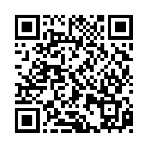 通知到会的几个部门主管早早来到了会议室二维码生成