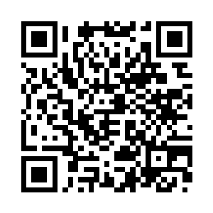 逼的何冲也不得不分出一半精力防守二维码生成