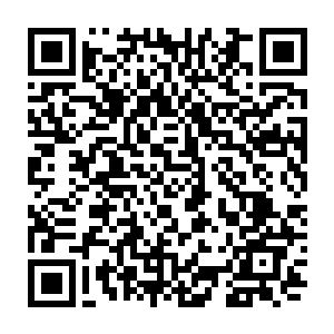 邓铮也是今天才知道这位行事霸道的体坛大佬居然还是自己北华二中的校友二维码生成