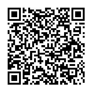 那一张足以让任何男人都为之怦然心动的容颜一下子变得破碎开来二维码生成