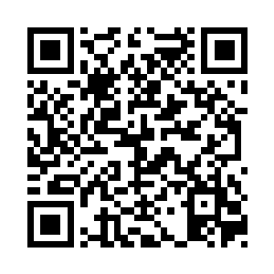 那个下手被离拿住的格子衬衫只是其中之一二维码生成