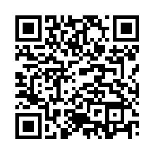 那个人的脸上微微露出一丝漠然的微笑二维码生成