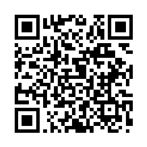 那个人被那碎裂的衣袖硬生生的弹开二维码生成