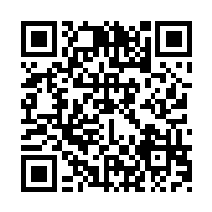 那个投降的代表再次举着手走了出来二维码生成