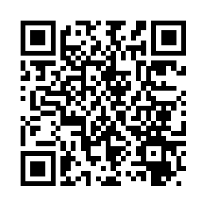 那个混混正扬着手中的刀朝赵庆猛胸膛上劈呢二维码生成