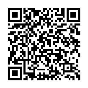 那个胖子就住在雍和宫对面小吃店旁边那个门里二维码生成