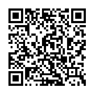 那么也就是说王宝完全可以将东西送进夹缝监狱二维码生成