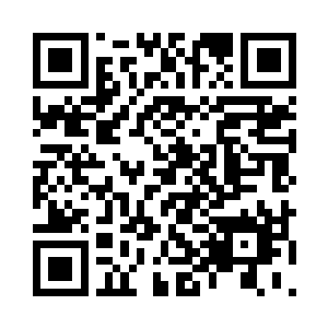 那些之前买了东西的人此刻都络绎到了这边二维码生成