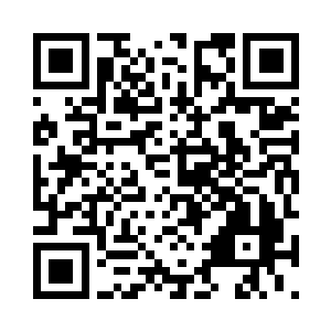 那些原本还在兴奋寻宝的弟子感受到这一气息二维码生成