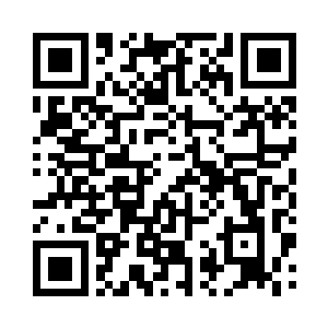 那些巡逻的守卫听到声音立刻奔跑过来二维码生成