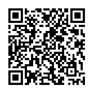 那些监视李峰的人看到凤如心这么晚才从他的院落离开后二维码生成