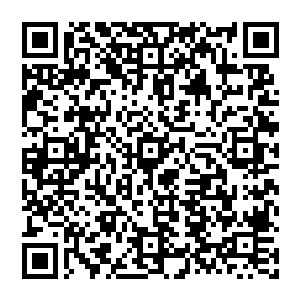 那些被天使神圣之力和光明之力所克制的阴兵们也瞬间在一阵阵剧烈的轰鸣声中被轰杀得阵脚大乱二维码生成