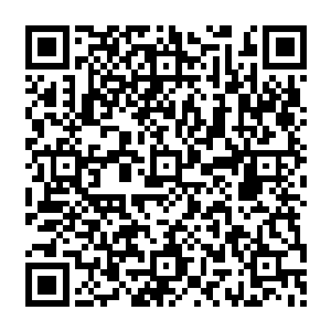 那些覆盖在赫耳墨斯身上的黑雾竟然全部诡异的融入到了赫耳墨斯身上那层护体黑光之中二维码生成