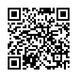 那人一脸畏惧的被推到了东方浩然的跟前二维码生成