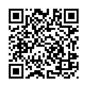 那位年轻的表少爷瞧一眼自家兄长二维码生成