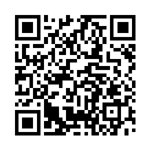 那位老人还是先一步地将他们迁往江南二维码生成