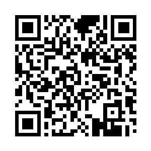 那几名男同学似乎看到了什么新奇的东西二维码生成