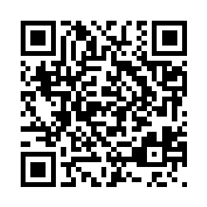 那双原本空洞的眼神突然现出了光芒二维码生成