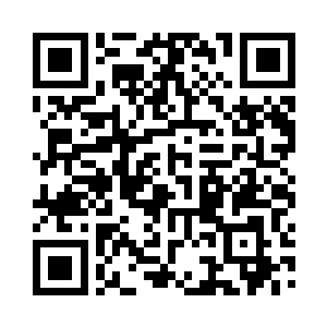 那双幽静如深海的目光从每一个人脸上扫过二维码生成