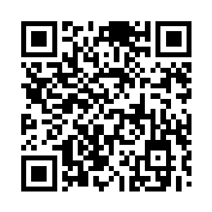 那双明亮的大眼却有几分无助的泪光流转二维码生成