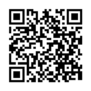 那双清澈的眼睛在摇曳的烛火的照耀下忽闪着二维码生成