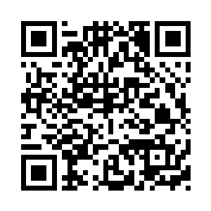 那双琥珀色眸子透着令人无法抗拒的气势二维码生成