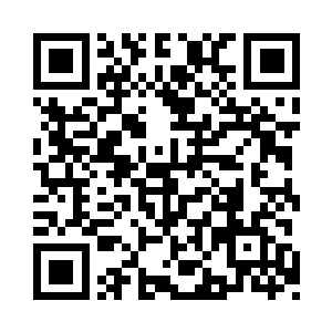 那只不过是一对最普通恋人之间的亲密之举二维码生成