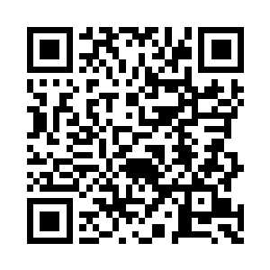 那名华服男子从那些修真者的身边一一走过二维码生成