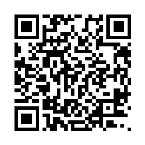 那名络腮胡中年男人对身边几人使了个眼色二维码生成