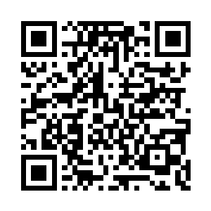 那大大小小的石块象雨点般砸向云梯上的宋军二维码生成